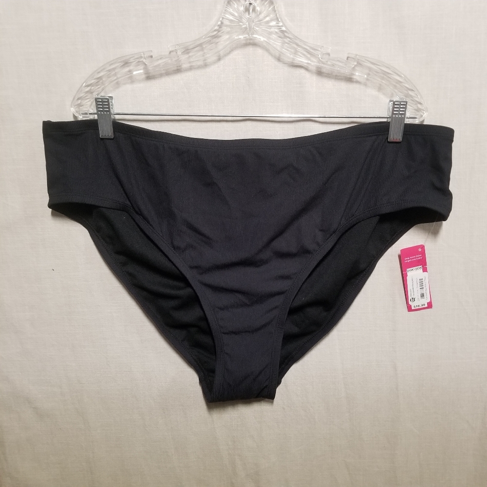 NWT Xhilaration scrunch but swim bikini button